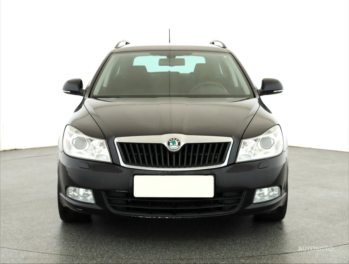 Škoda Octavia, 2012 - pohled č. 2