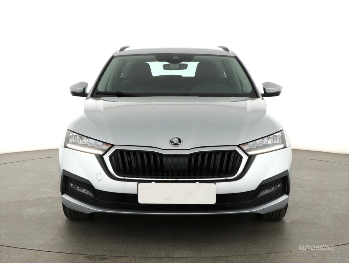Škoda Octavia, 2022 - pohled č. 2