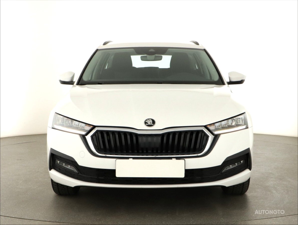 Škoda Octavia, 2022 - pohled č. 2