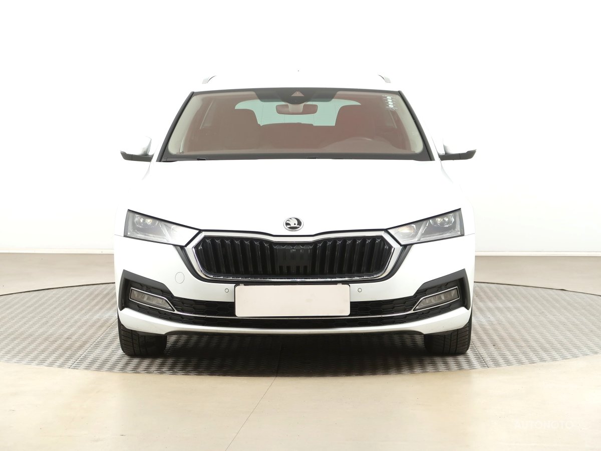 Škoda Octavia, 2020 - pohled č. 2