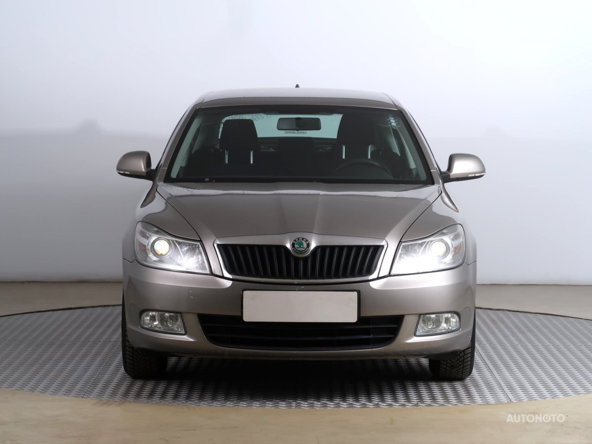 Škoda Octavia, 2011 - pohled č. 2