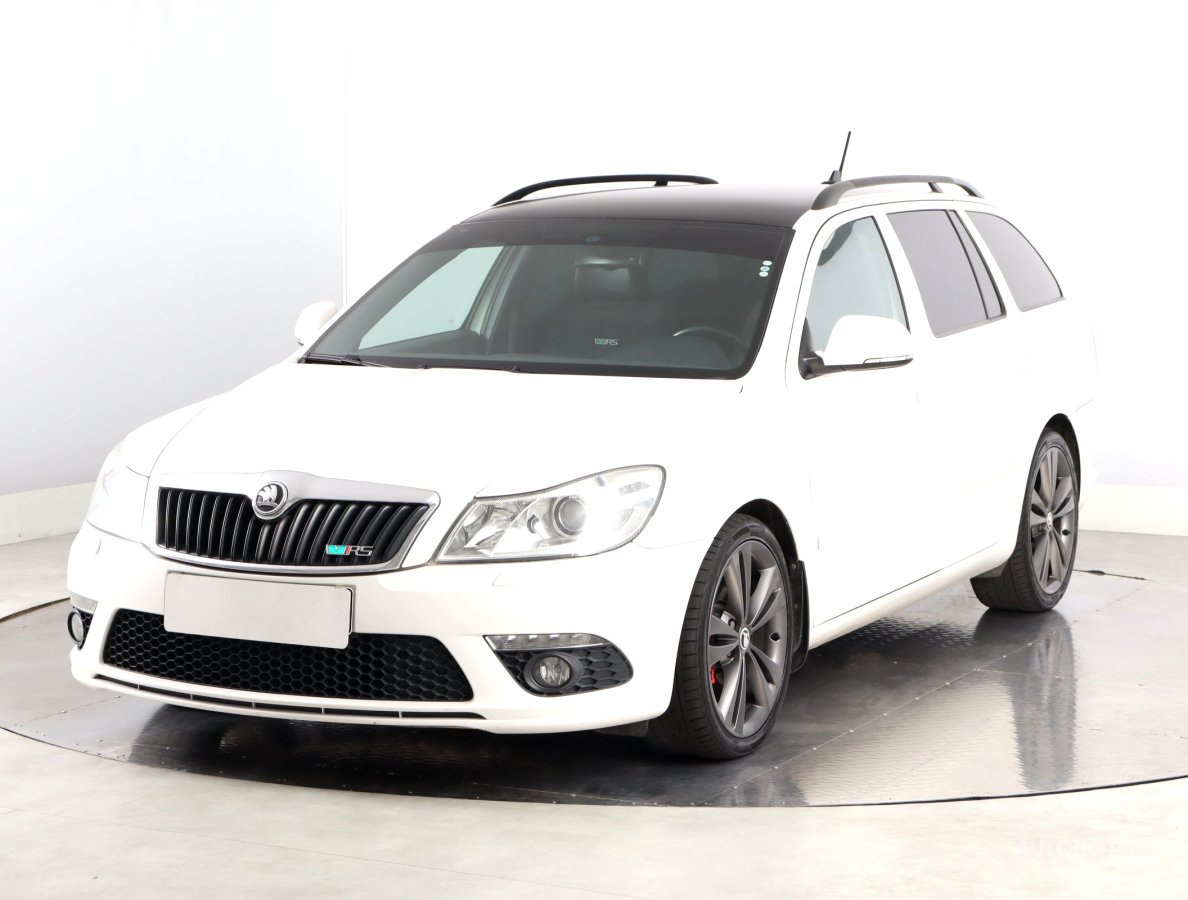 Škoda Octavia, 2012 - pohled č. 3