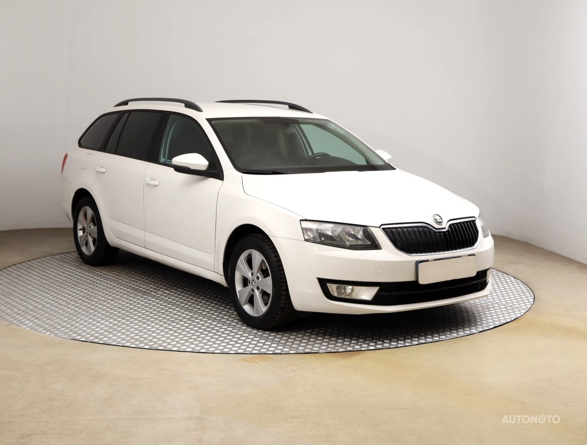 Škoda Octavia, 2013 - celkový pohled