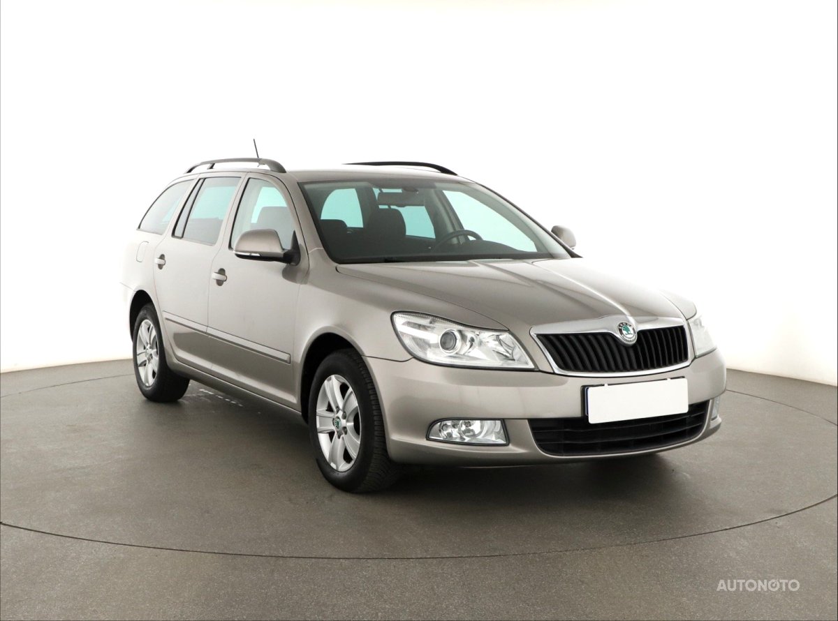 Škoda Octavia, 2012 - celkový pohled