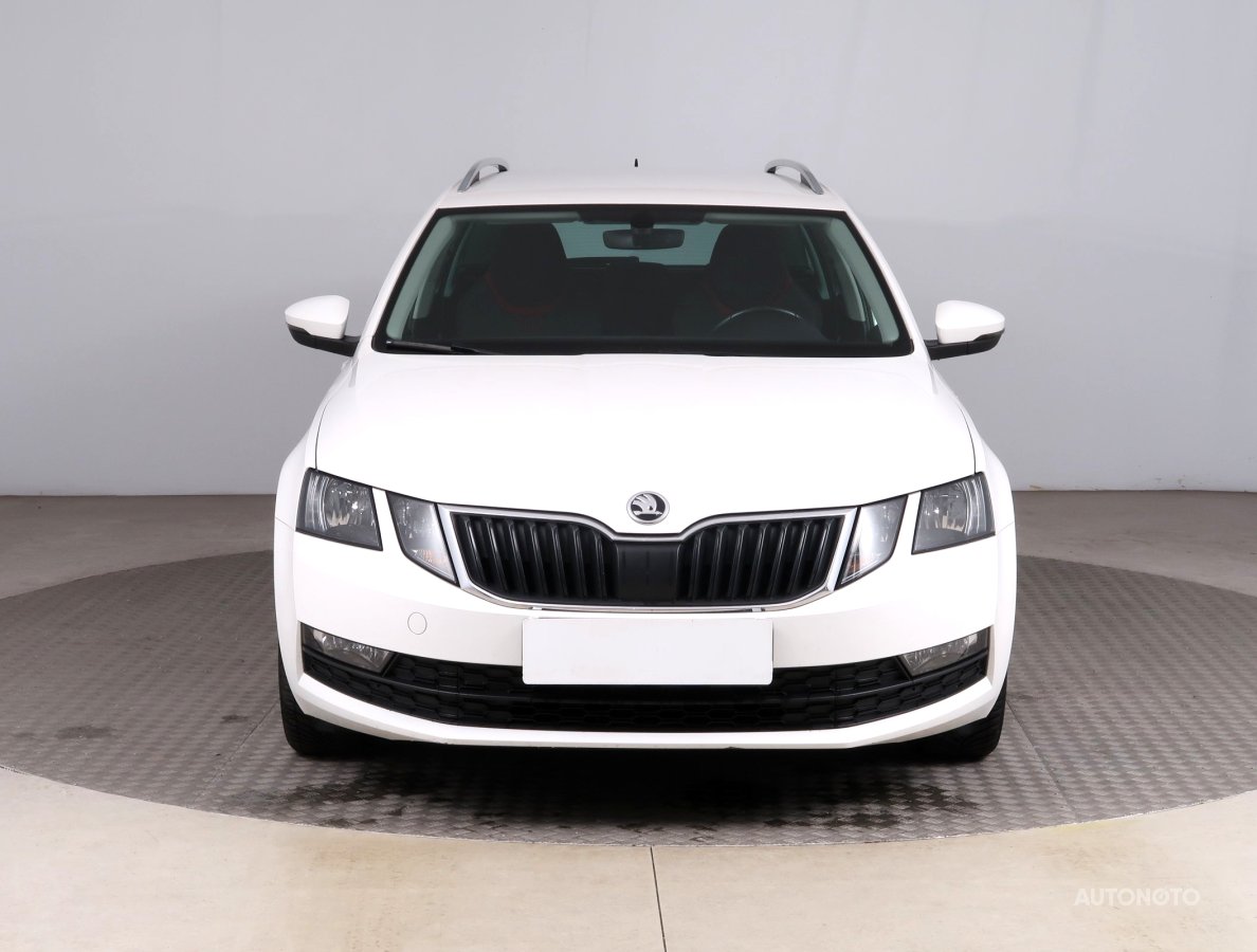 Škoda Octavia, 2018 - pohled č. 2