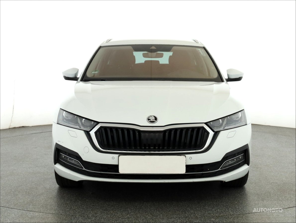 Škoda Octavia, 2022 - pohled č. 2