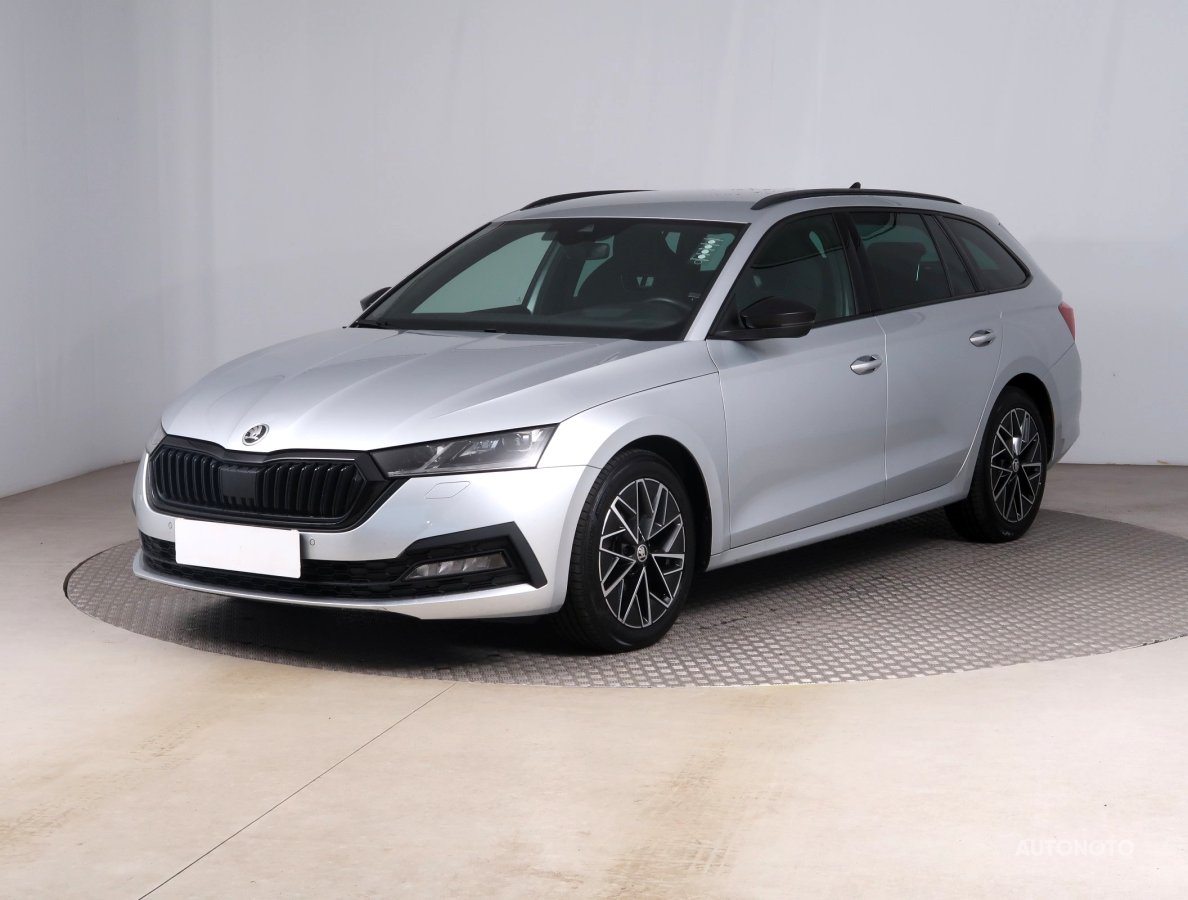 Škoda Octavia, 2021 - pohled č. 3