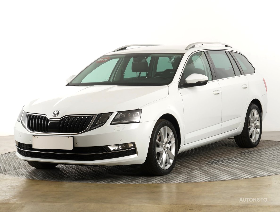 Škoda Octavia, 2020 - pohled č. 3