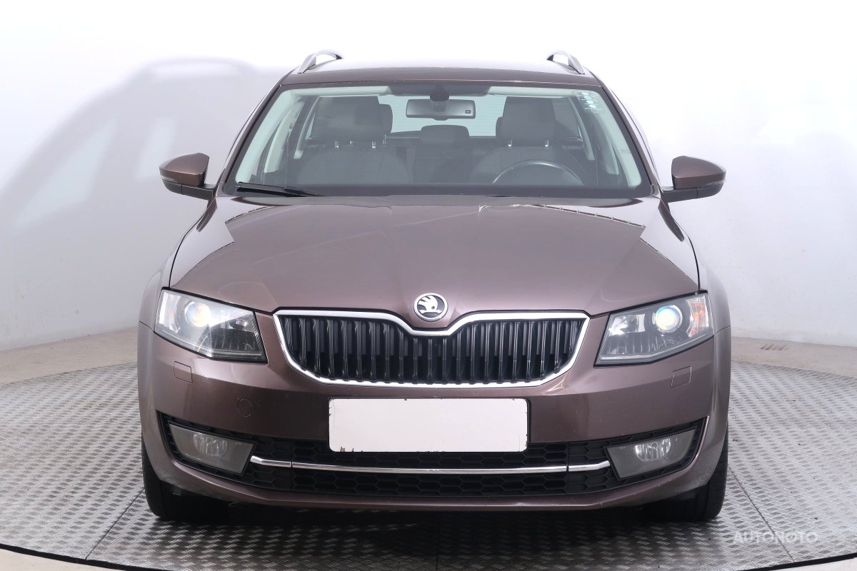 Škoda Octavia, 2014 - pohled č. 2