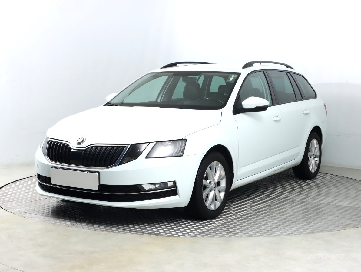 Škoda Octavia, 2017 - pohled č. 3