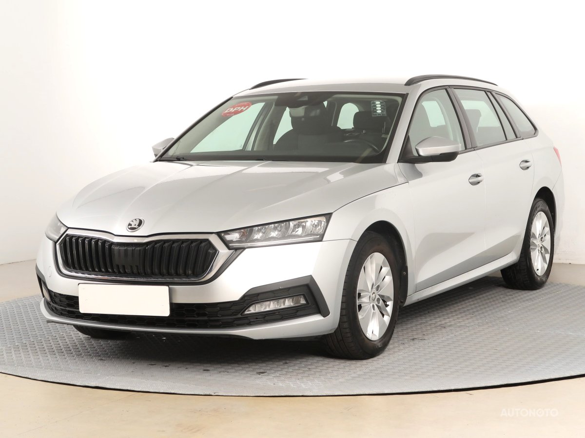 Škoda Octavia, 2021 - pohled č. 3