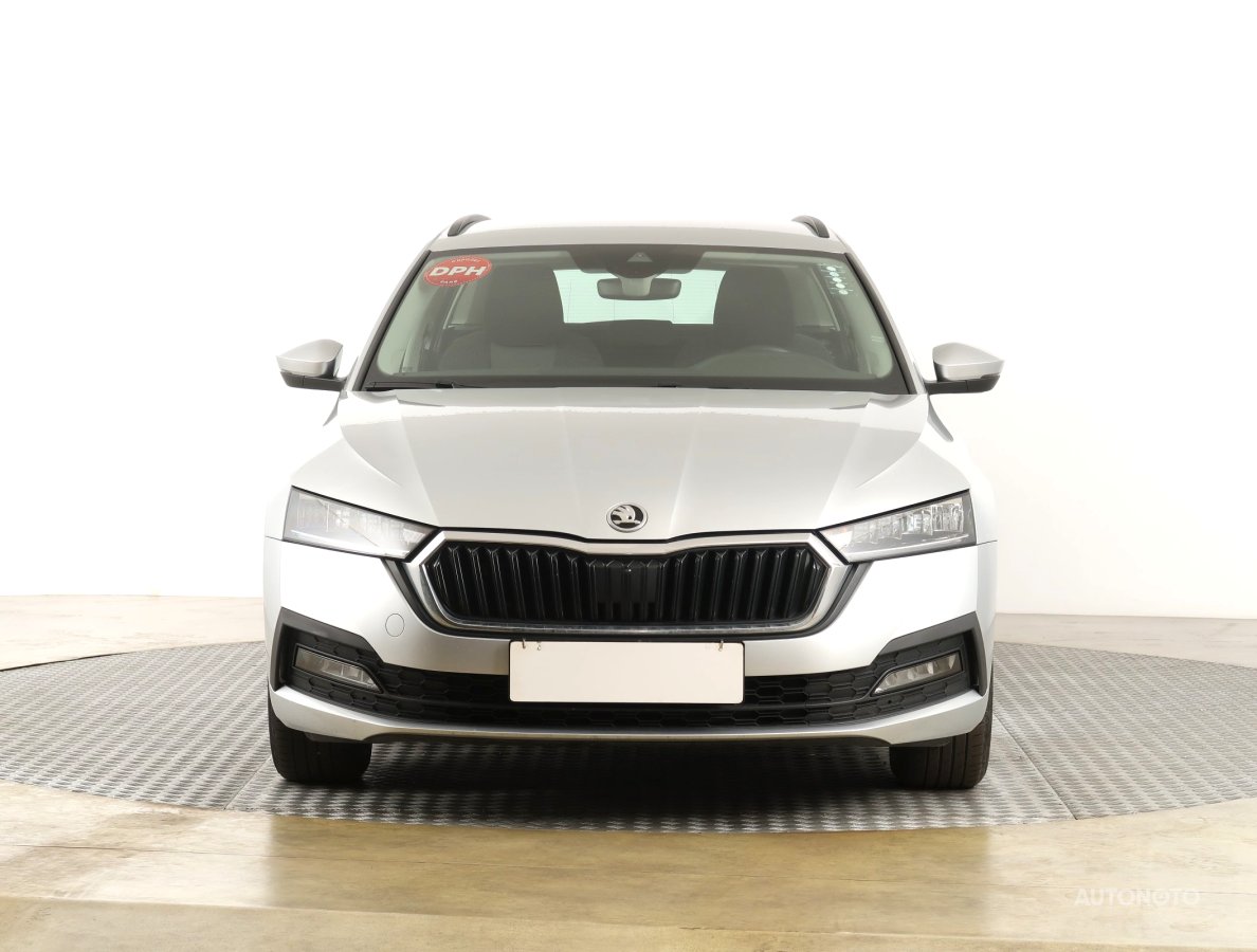 Škoda Octavia, 2021 - pohled č. 2