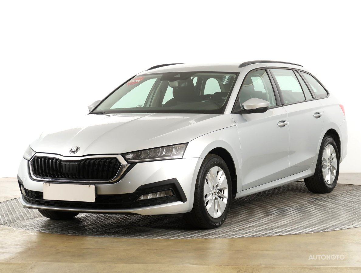 Škoda Octavia, 2021 - pohled č. 3