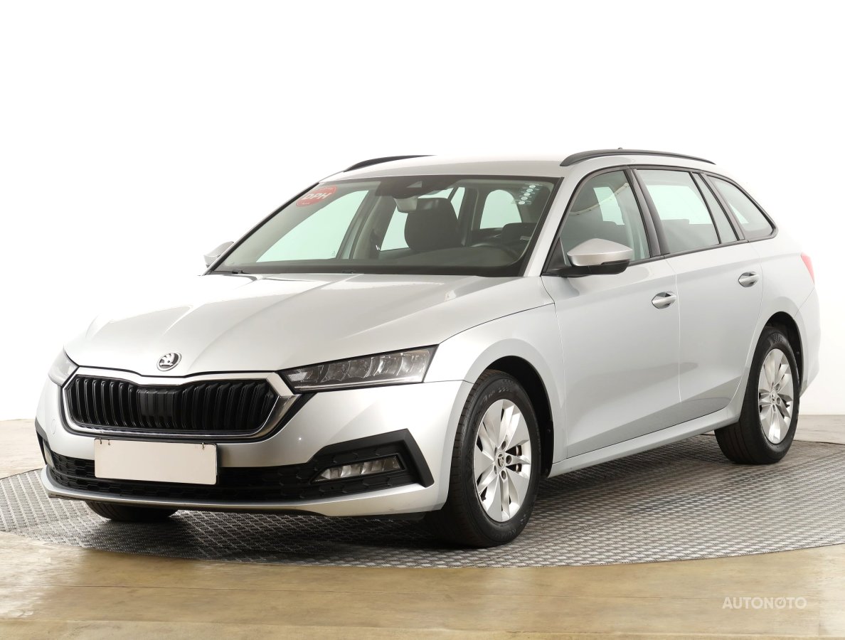 Škoda Octavia, 2021 - pohled č. 3