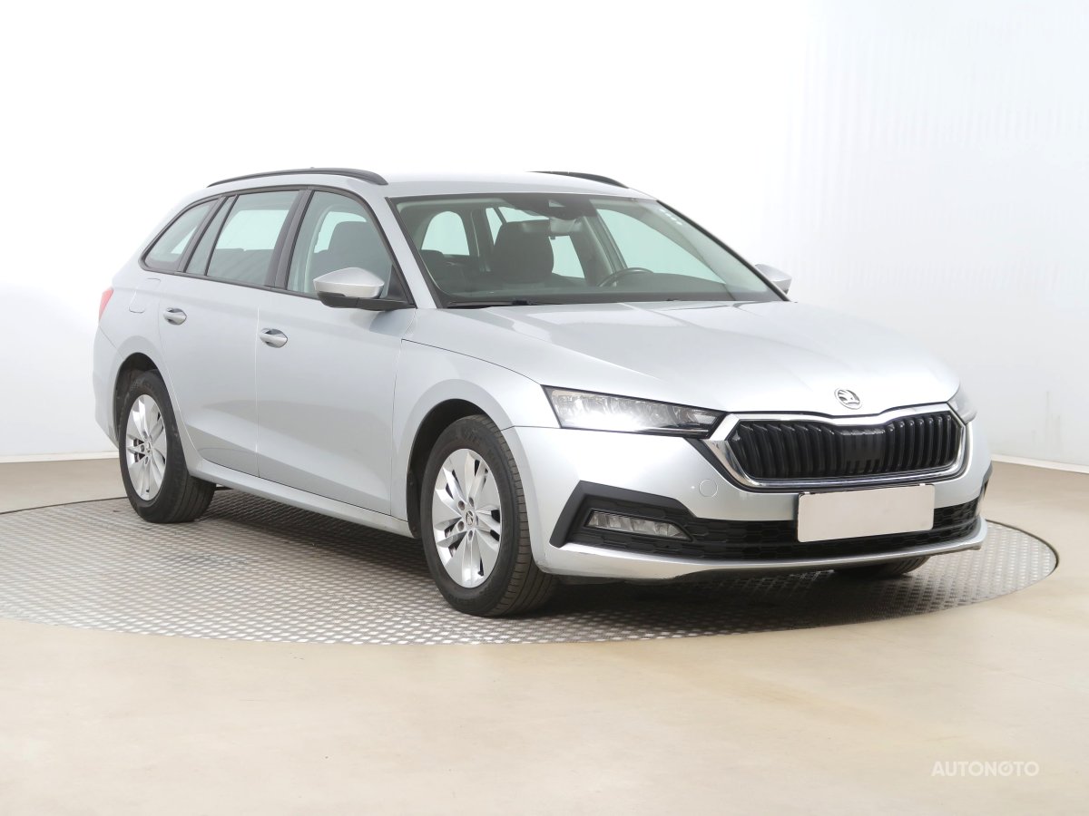 Škoda Octavia, 2021 - celkový pohled