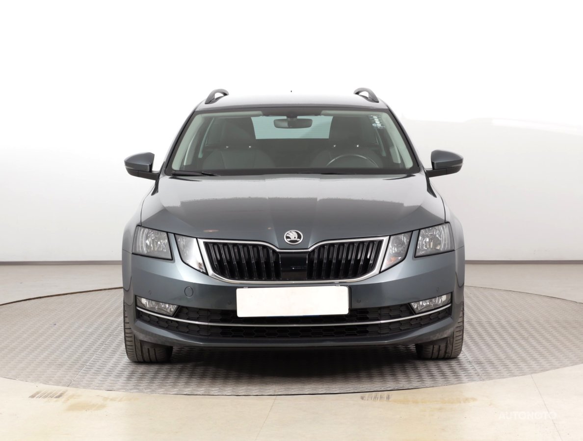 Škoda Octavia, 2020 - pohled č. 2