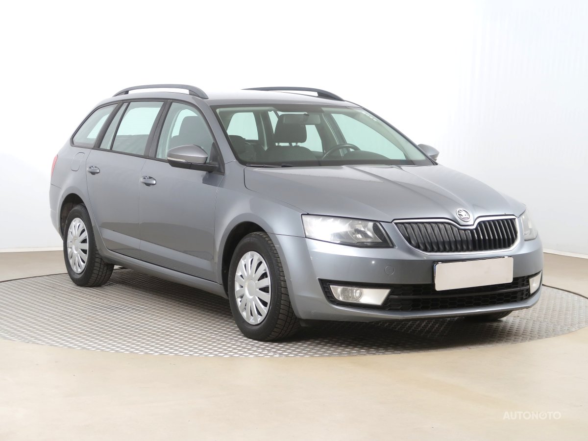 Škoda Octavia, 2013 - celkový pohled