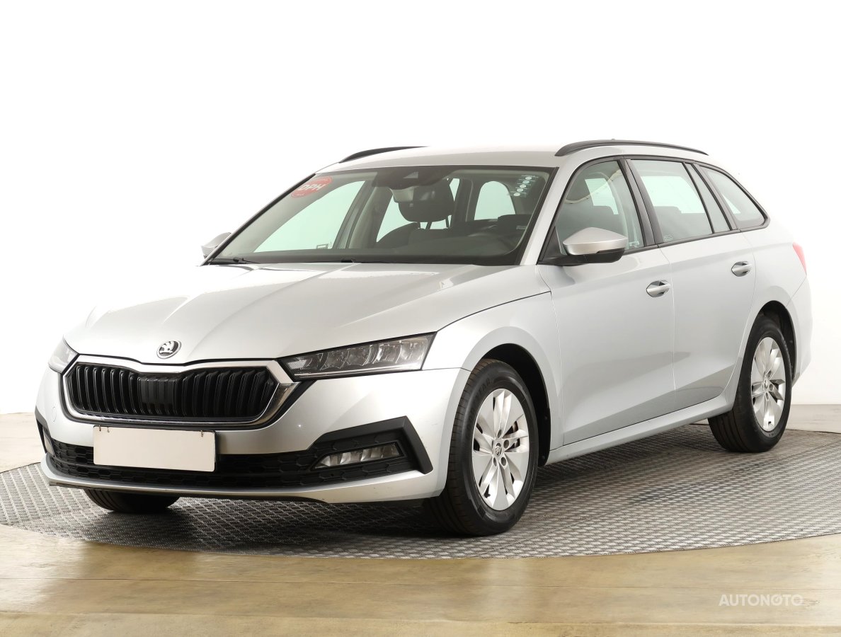 Škoda Octavia, 2021 - pohled č. 3