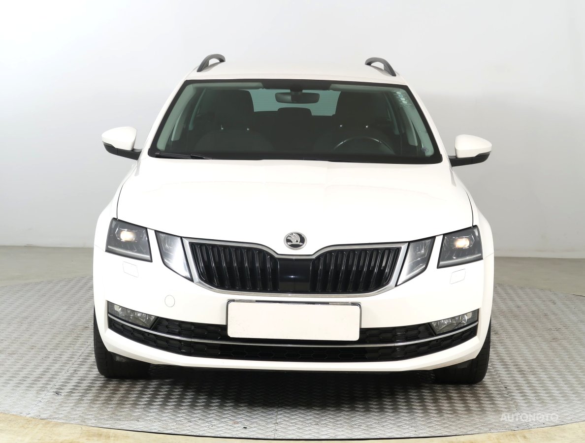 Škoda Octavia, 2018 - pohled č. 2