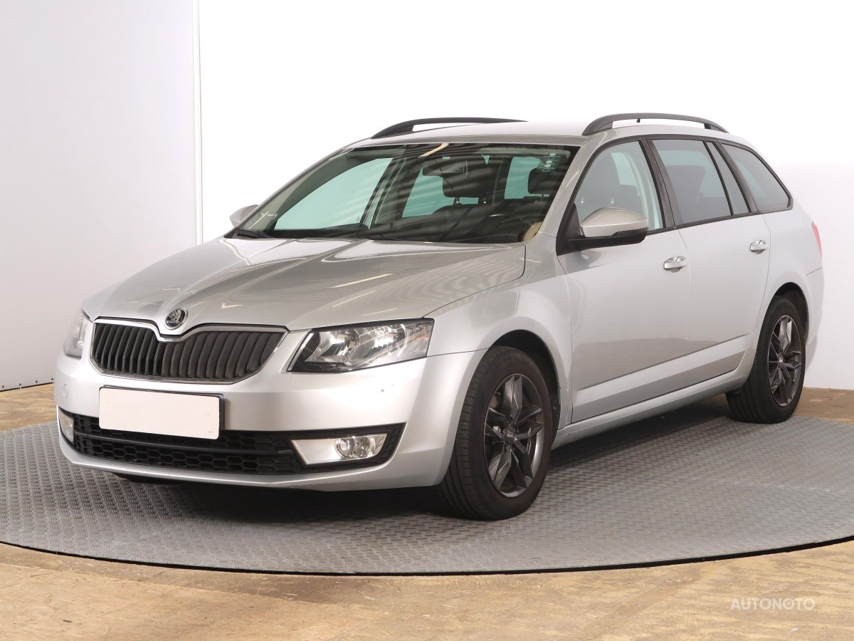 Škoda Octavia, 2015 - pohled č. 3