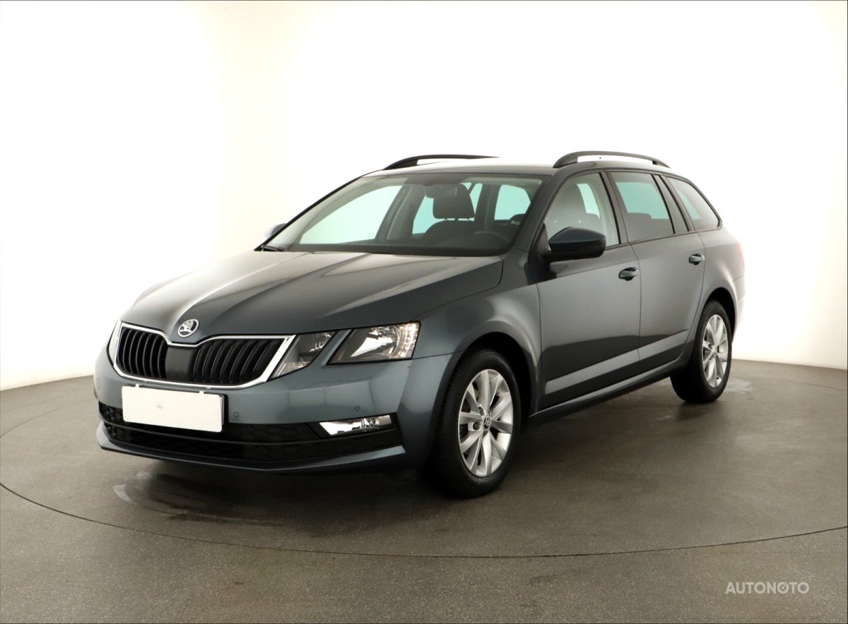Škoda Octavia, 2020 - pohled č. 3