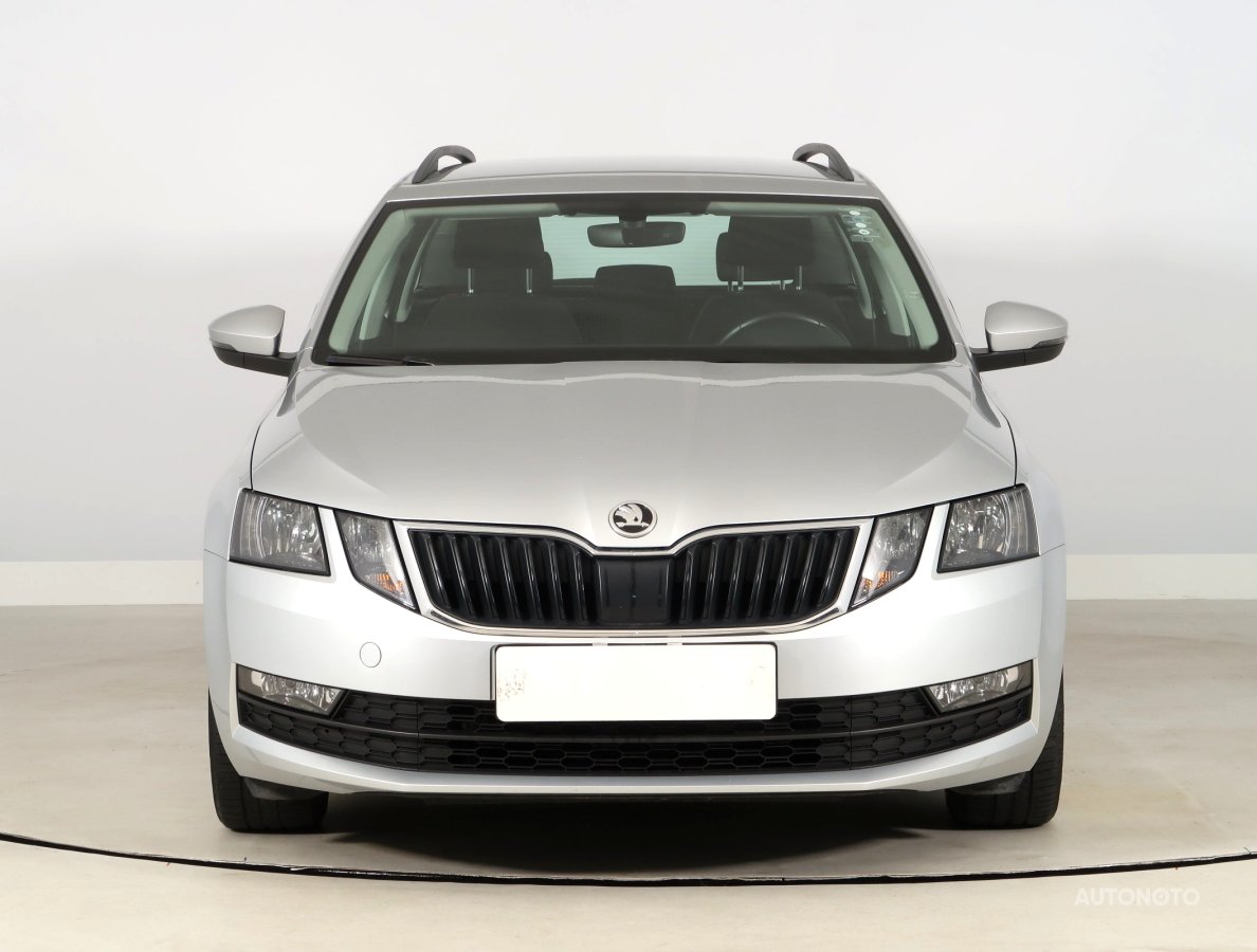 Škoda Octavia, 2019 - pohled č. 2