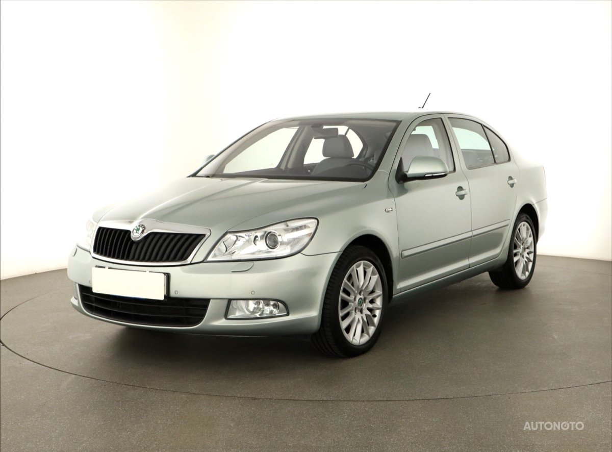 Škoda Octavia, 2012 - pohled č. 3