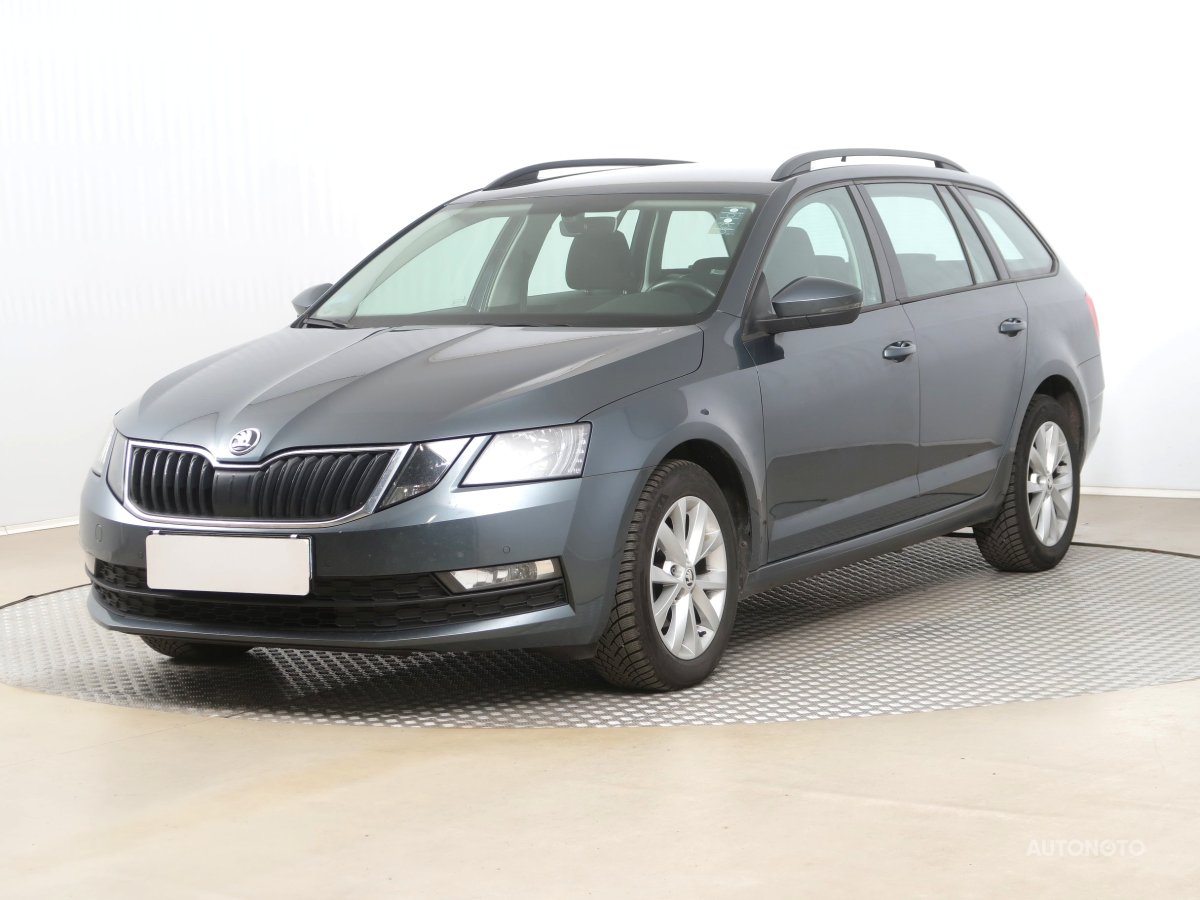 Škoda Octavia, 2019 - pohled č. 3