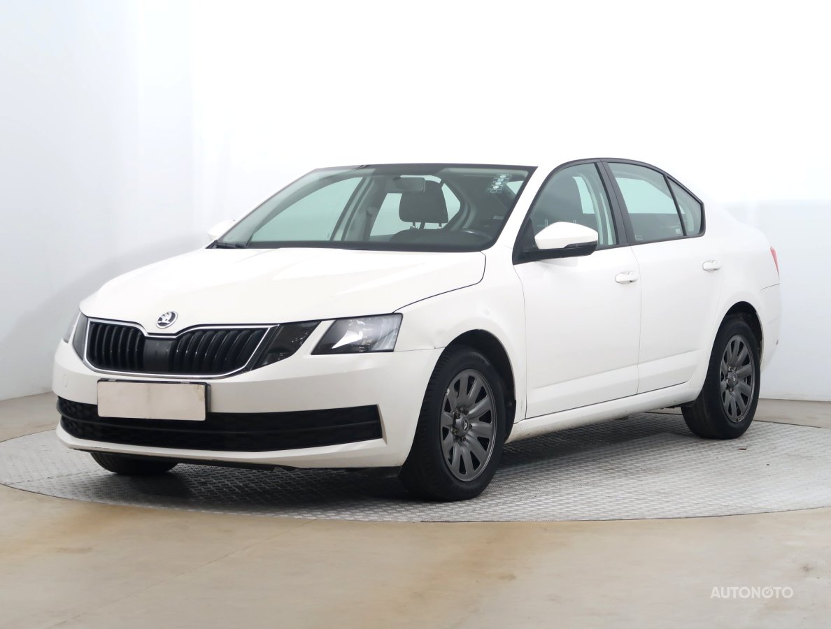 Škoda Octavia, 2019 - pohled č. 3