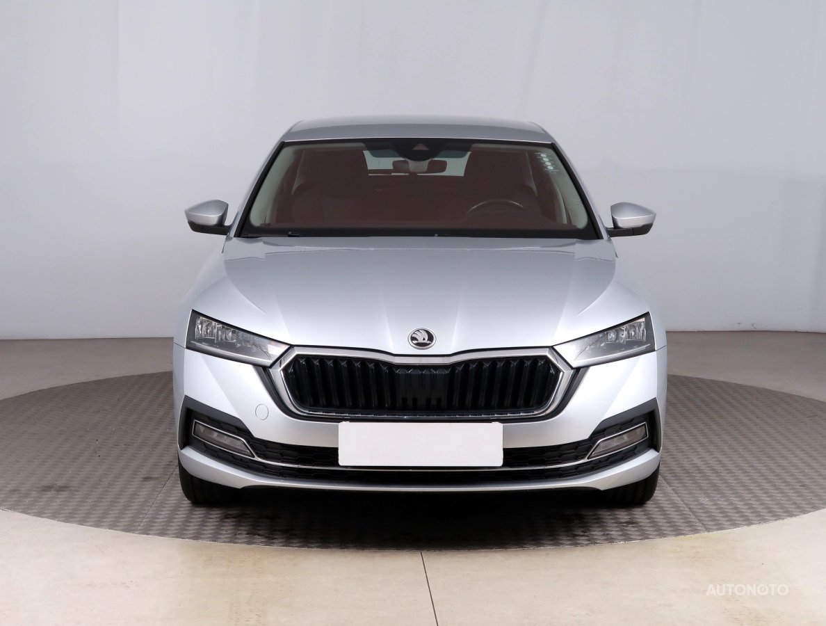 Škoda Octavia, 2020 - pohled č. 2