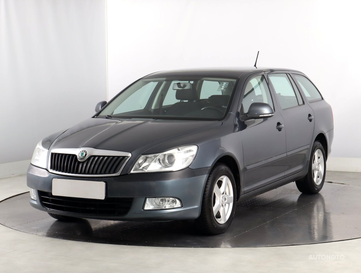 Škoda Octavia, 2012 - pohled č. 3