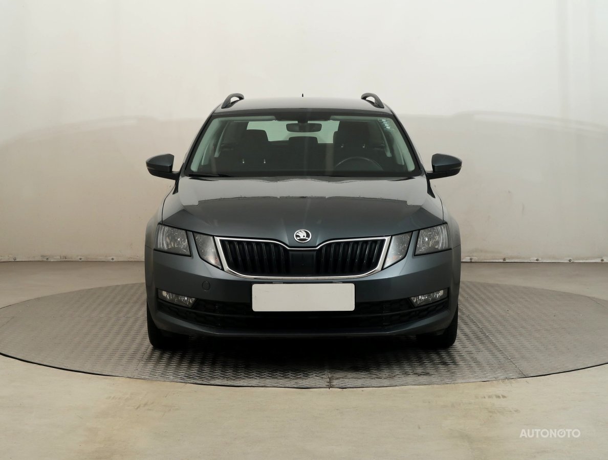 Škoda Octavia, 2019 - pohled č. 2
