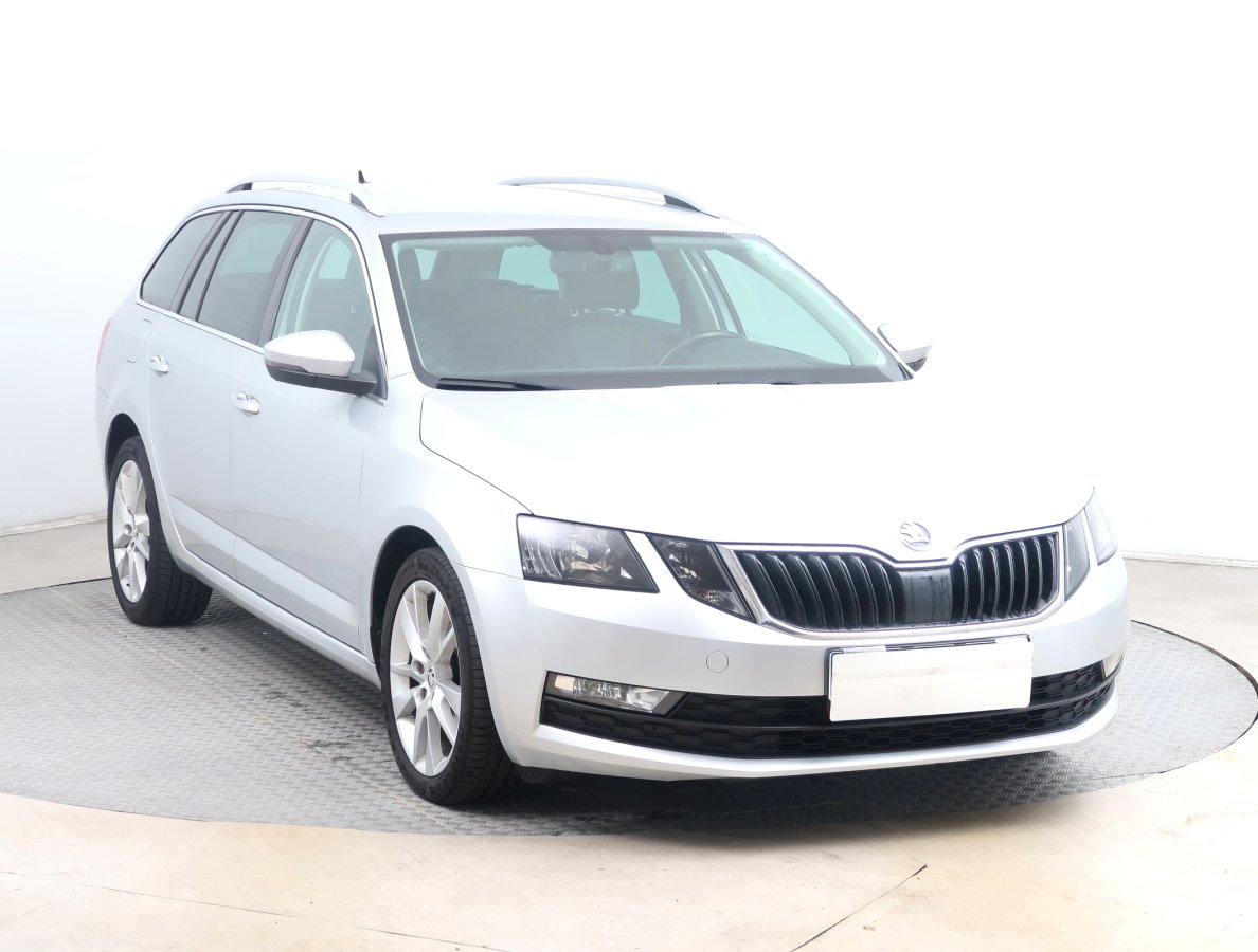 Škoda Octavia, 2019 - celkový pohled