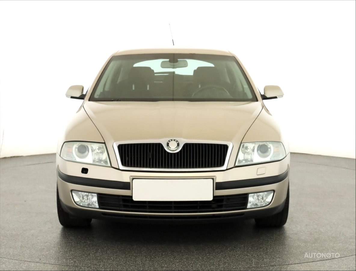 Škoda Octavia, 2006 - pohled č. 2