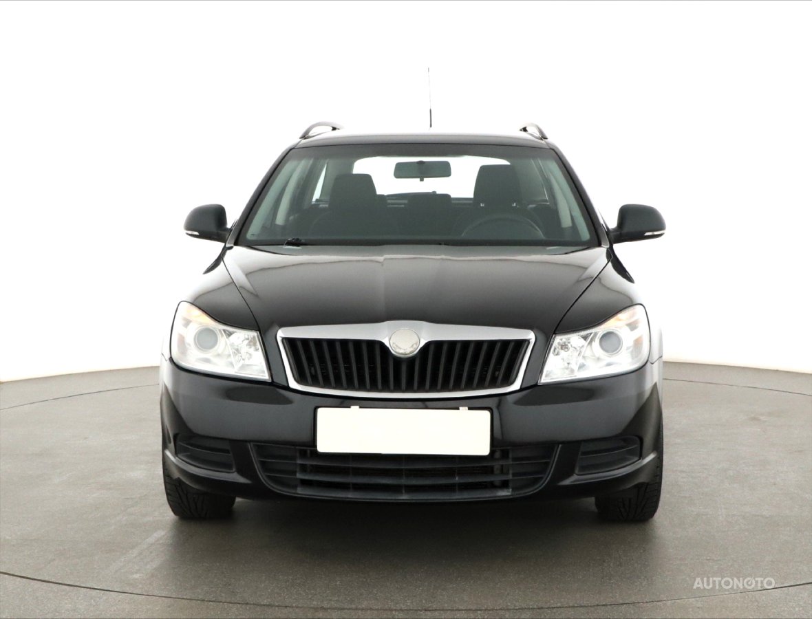 Škoda Octavia, 2012 - pohled č. 2