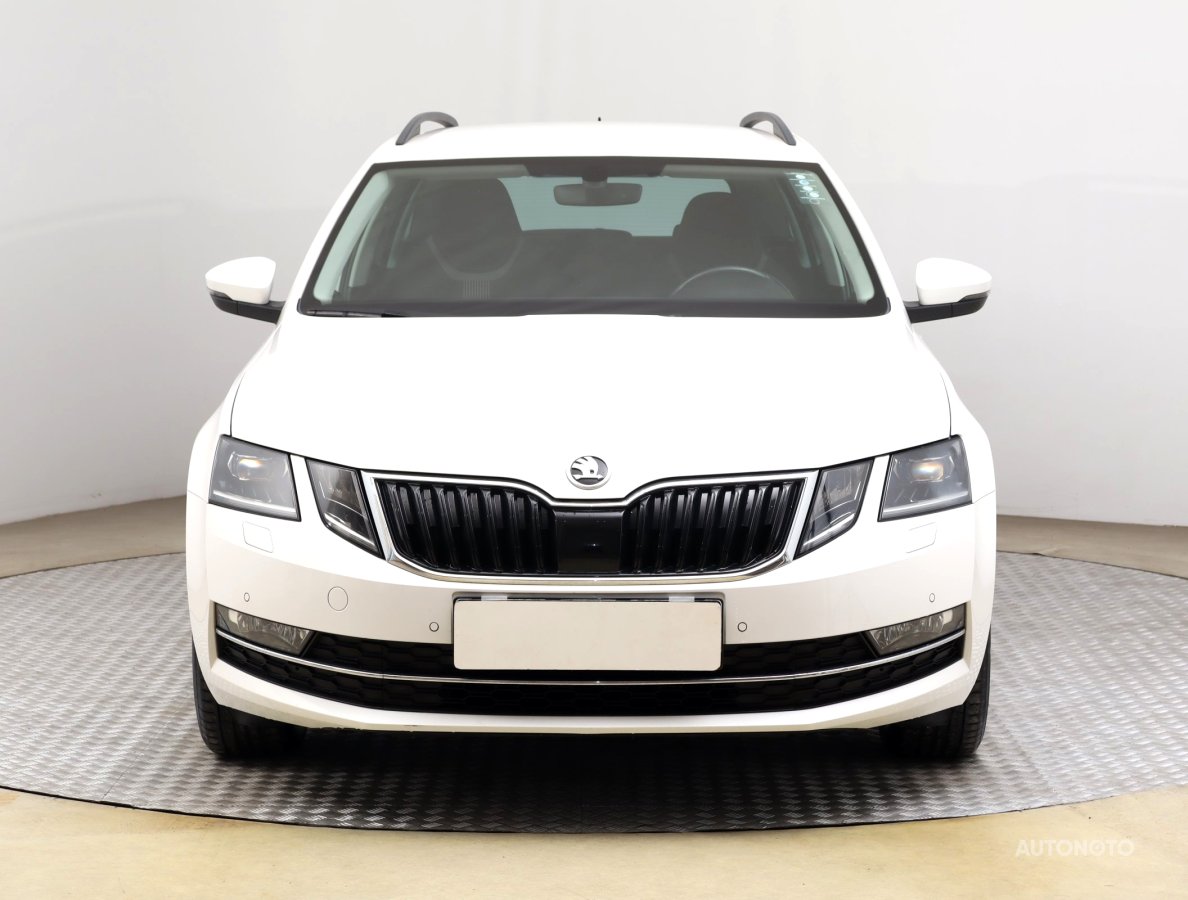 Škoda Octavia, 2018 - pohled č. 2