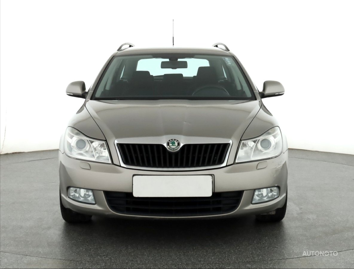 Škoda Octavia, 2010 - pohled č. 2