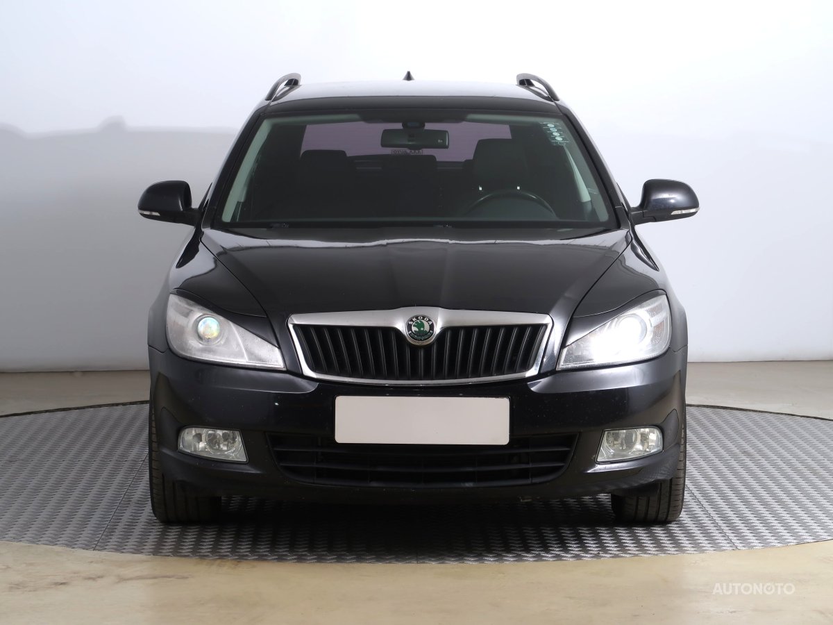 Škoda Octavia, 2012 - pohled č. 2