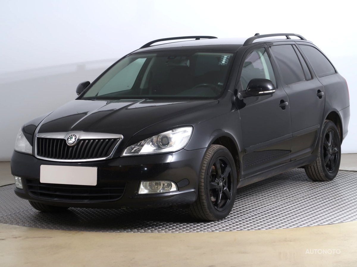 Škoda Octavia, 2012 - pohled č. 3