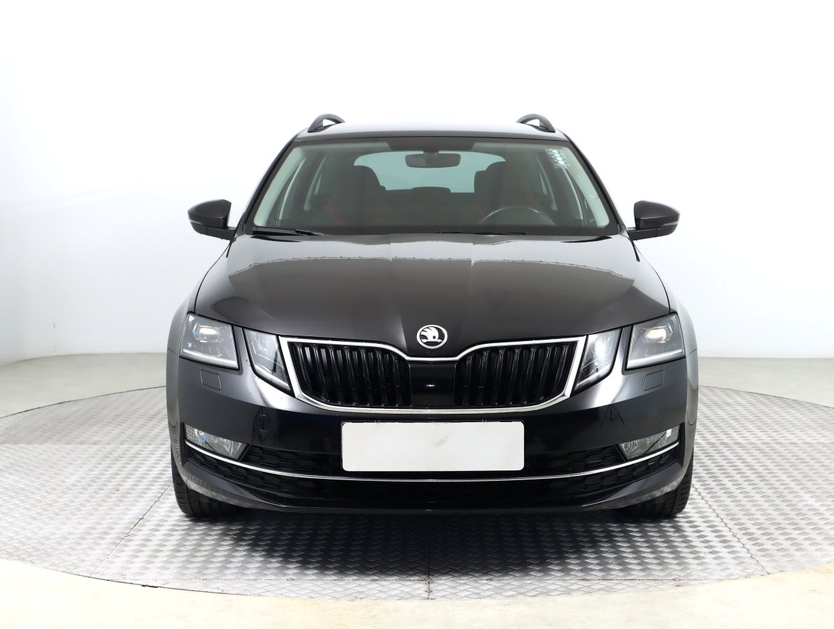 Škoda Octavia, 2019 - pohled č. 2