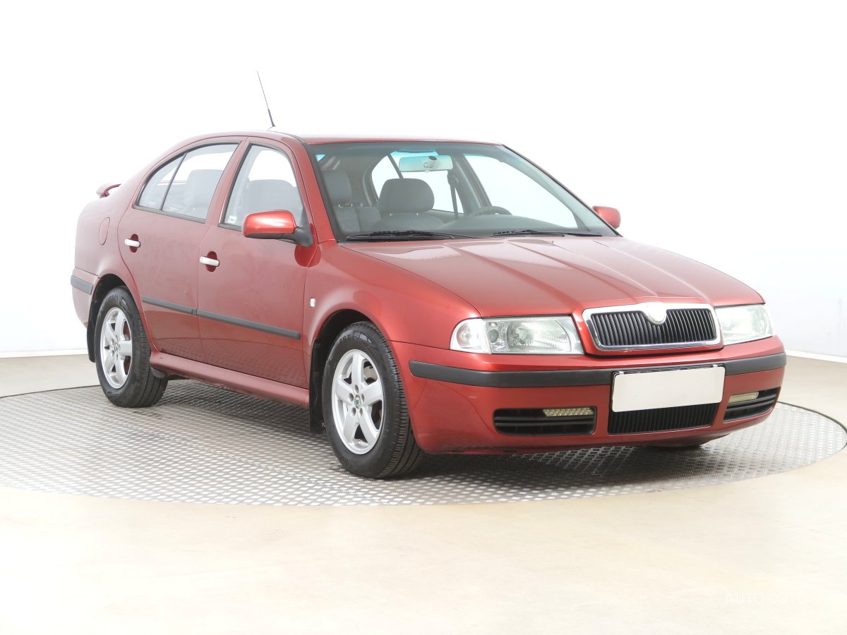 Škoda Octavia, 2003 - celkový pohled