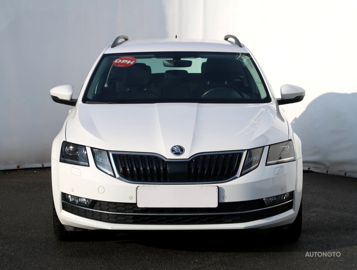 Škoda Octavia, 2018 - pohled č. 2