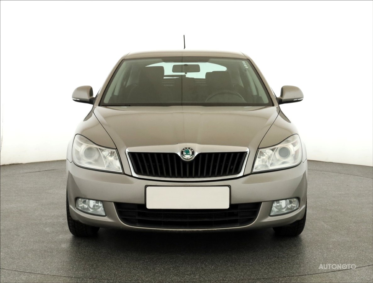 Škoda Octavia, 2012 - pohled č. 2