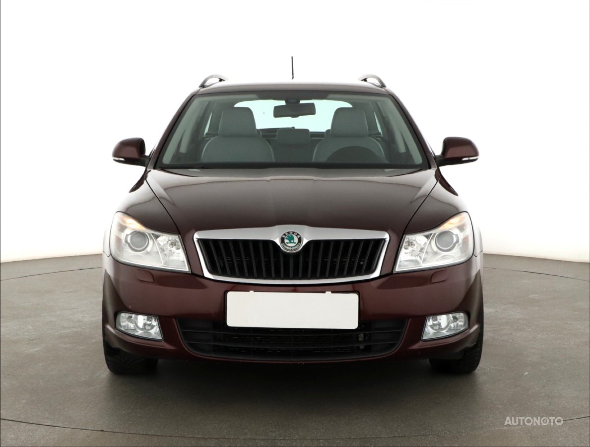 Škoda Octavia, 2011 - pohled č. 2