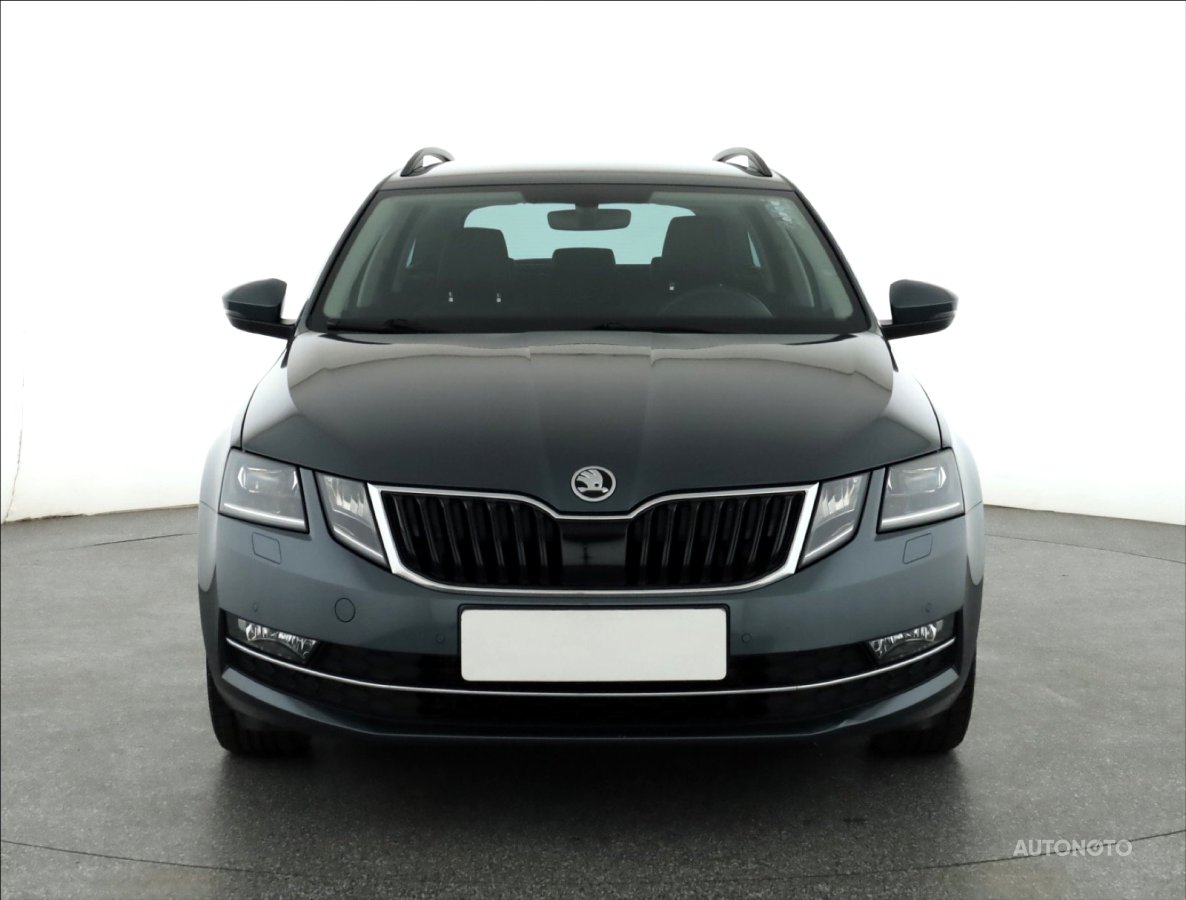 Škoda Octavia, 2018 - pohled č. 2