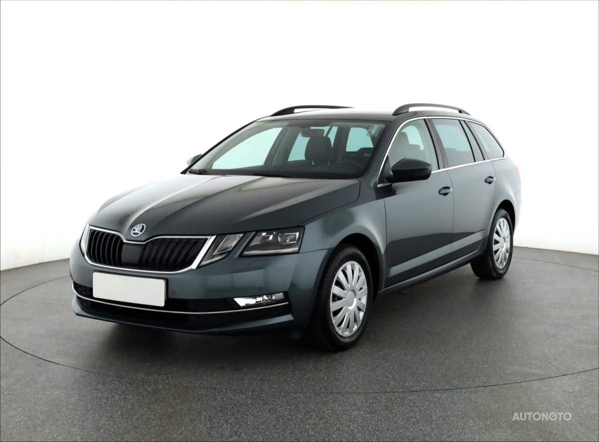 Škoda Octavia, 2018 - pohled č. 3