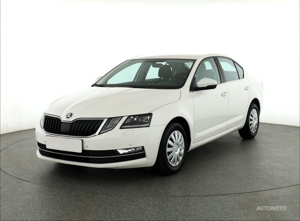 Škoda Octavia, 2019 - pohled č. 3