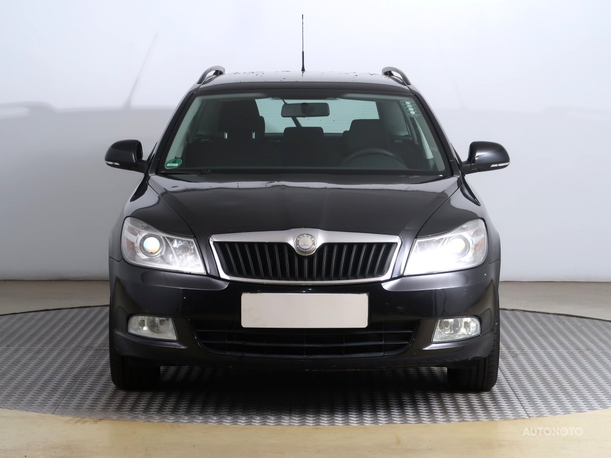 Škoda Octavia, 2009 - pohled č. 2