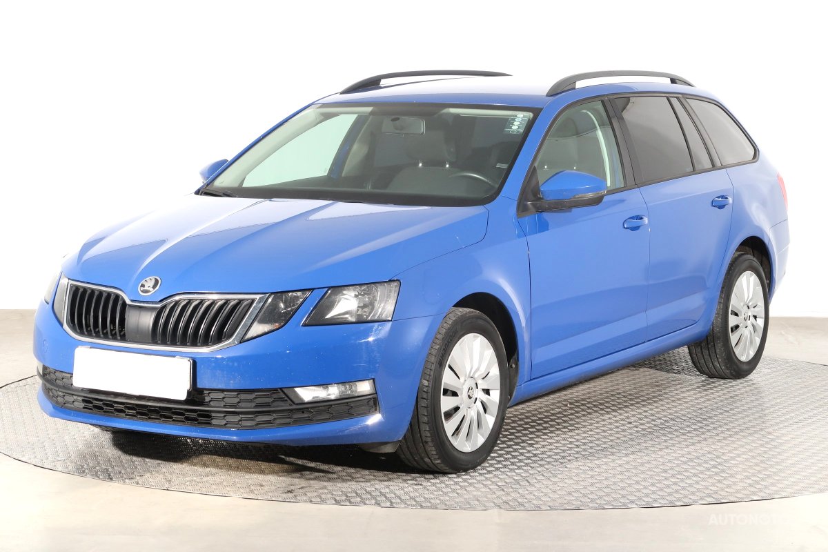 Škoda Octavia, 2018 - pohled č. 3