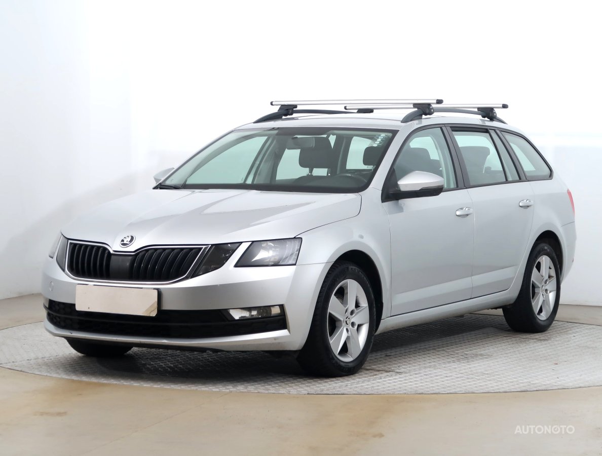 Škoda Octavia, 2017 - pohled č. 3